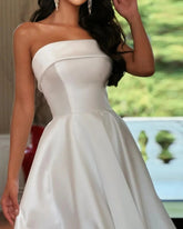 Elegant Strapless Solid Color Midi Dress